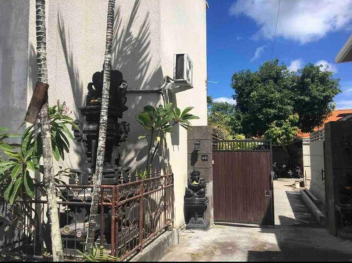 Pili Pili Homestay 6 Legian Exterior foto